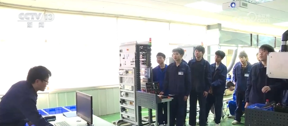 六大领域+三类群体+3000万人次 我国开展大规模职业技能培训行动 六大领域+三类群体+3000万人次 我国开展大规模职业技能培训行动