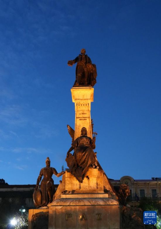 高原上的百合花——走进“缆车之城”拉巴斯 高原上的百合花——走进“缆车之城”拉巴斯