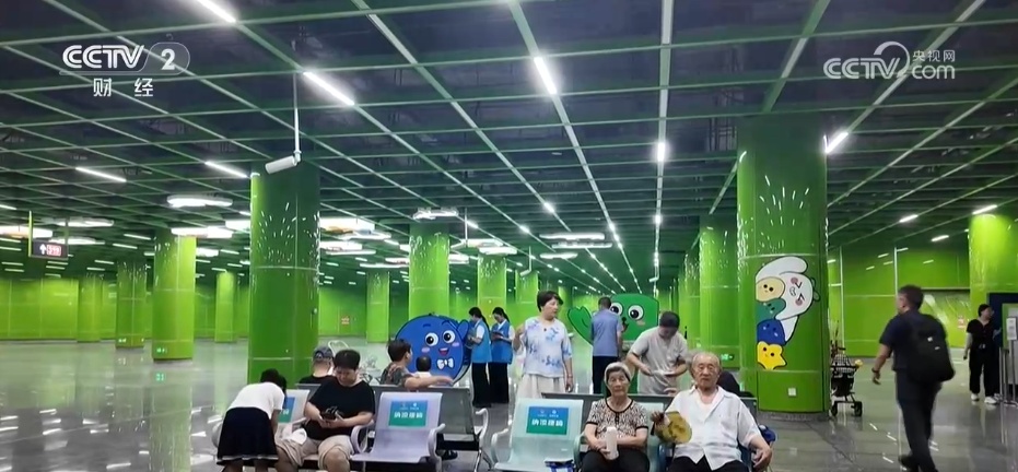 城市驿站、地铁纳凉点……各地多项“清凉”服务惠民生暖民心