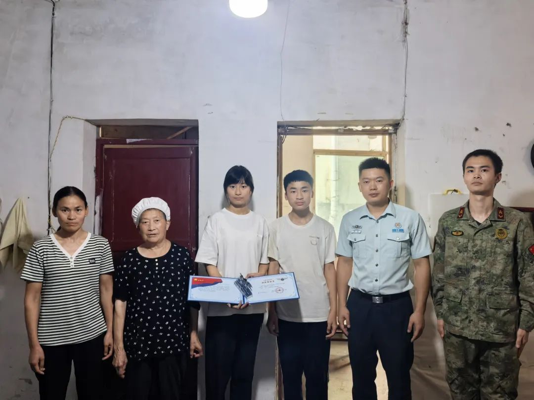 祝贺！贵州今年唯一被录取的女飞行学员