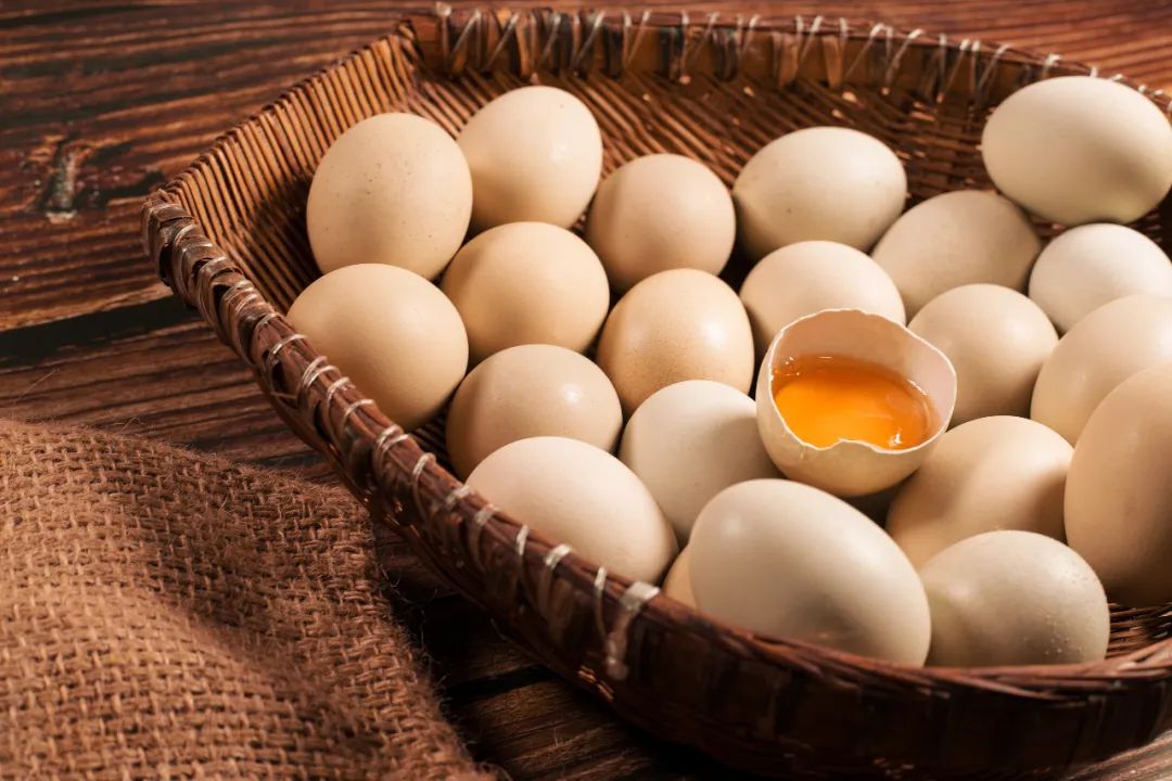 这几种食物让胆固醇直线上升！尽量少吃！