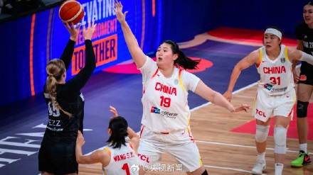 中国女篮3战全胜晋级半决赛