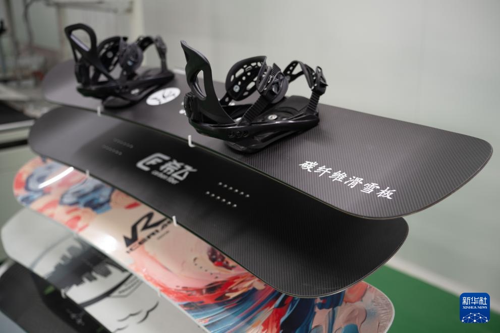 活力中国调研行丨探秘一根纤维背后的生产密码
