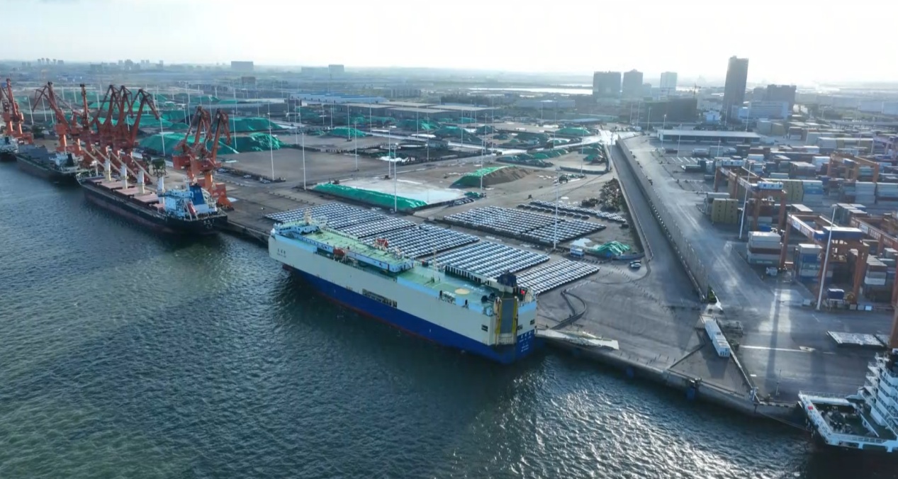 北部湾港单次滚装汽车超1200台 助力国产汽车高效出海