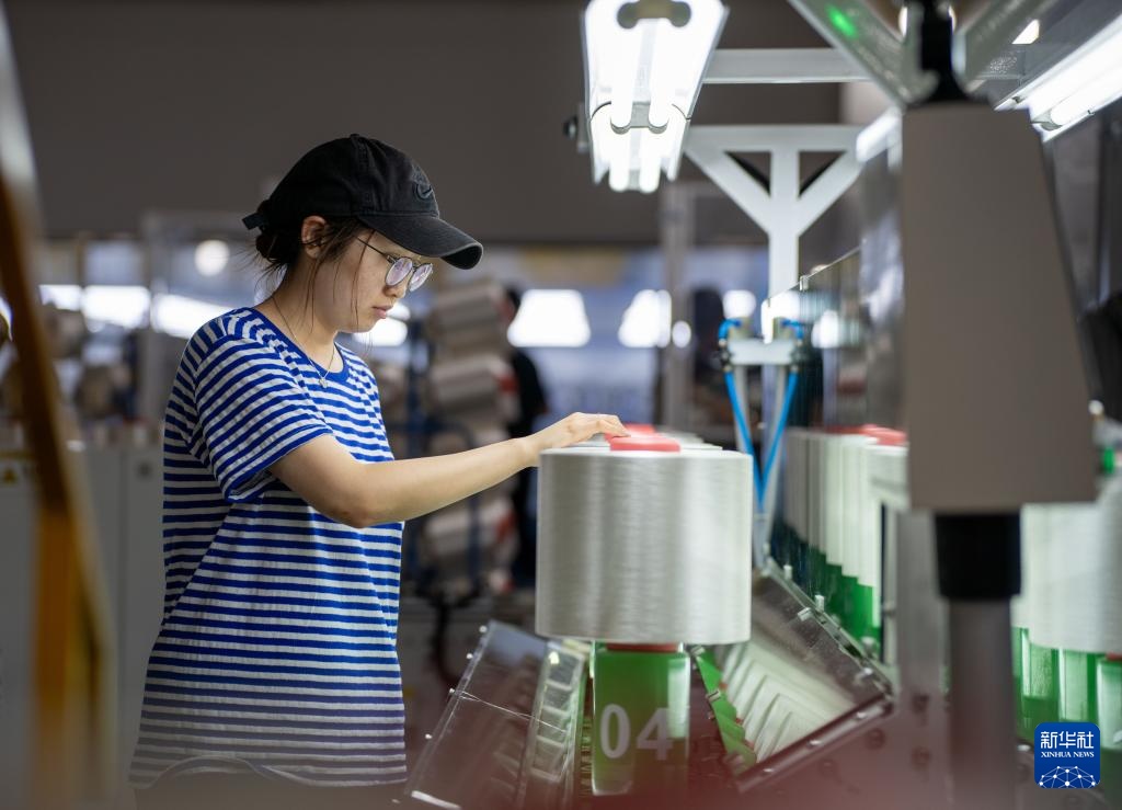 活力中国调研行丨探秘一根纤维背后的生产密码