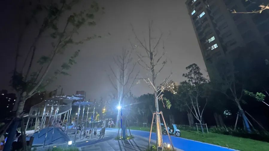 沪上24小时公园变“尖叫乐园”，居民崩溃：关窗也挡不住魔音穿耳！