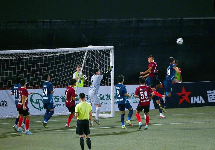 苏超、赣超、村超齐报到 这个夏天超超超燃! 苏超、赣超、村超齐报到 这个夏天超超超燃!