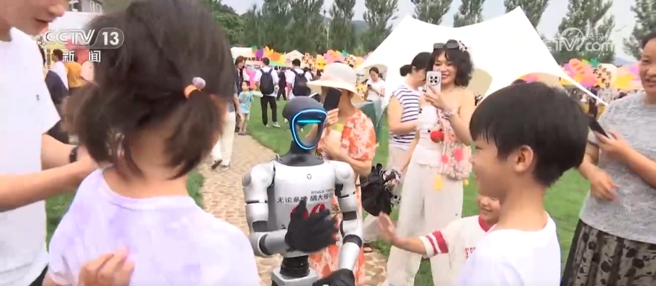 “花式”消暑新场景催热文旅“清凉消费” 夏日经济活力释放