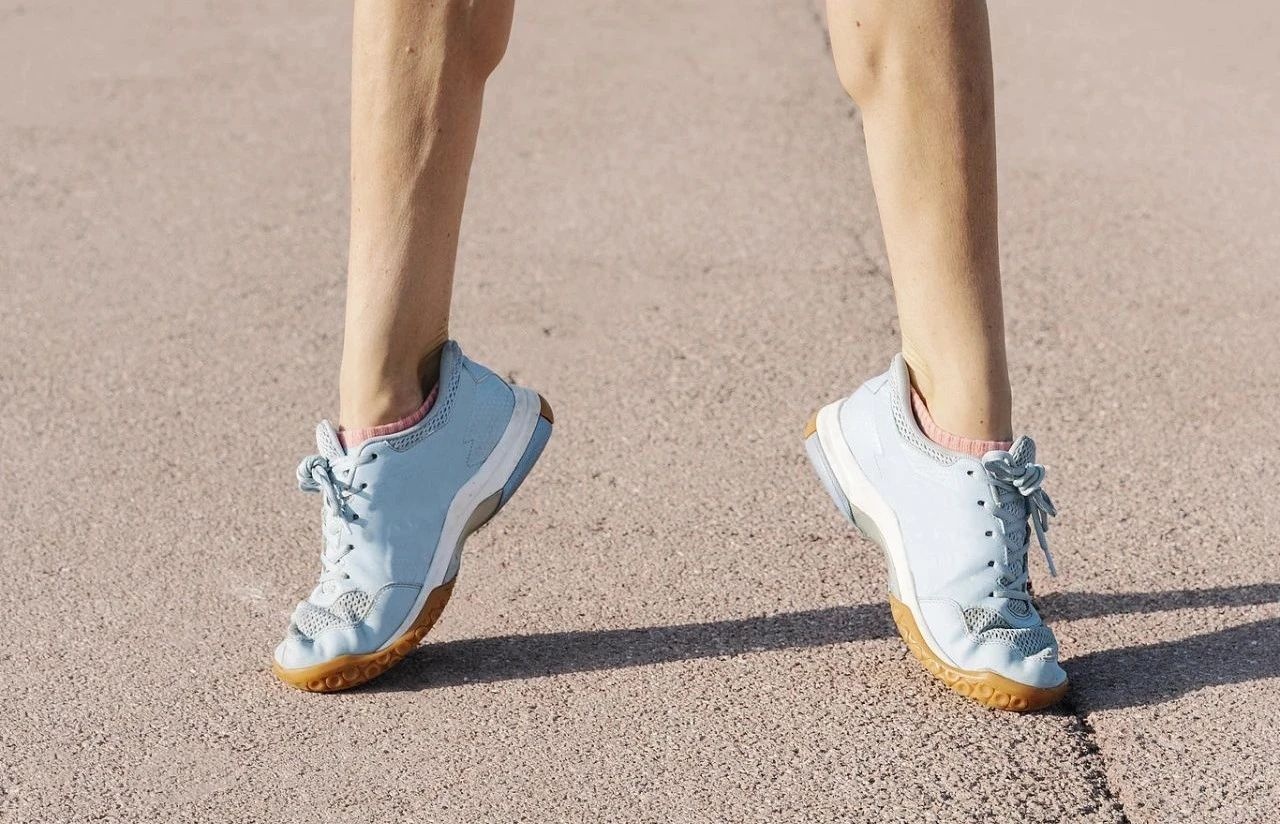 每天坚持“踮脚”的人,8个好处不请自来! 每天坚持“踮脚”的人,8个好处不请自来!