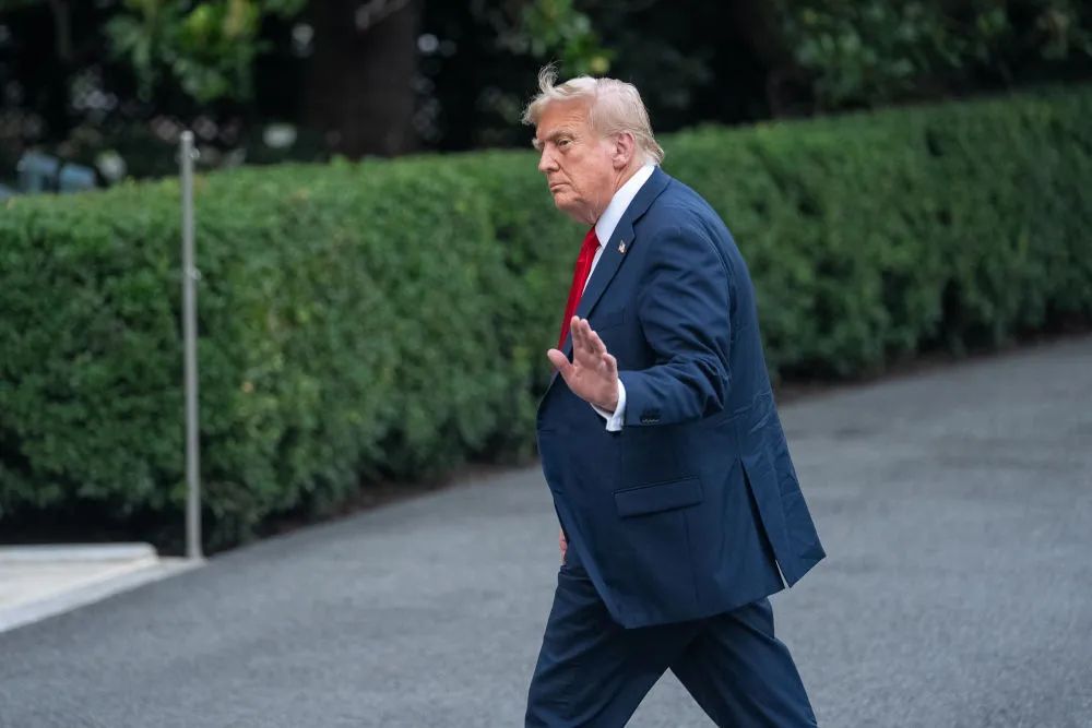 《华尔街日报》回怼特朗普：没在怕，法庭见！