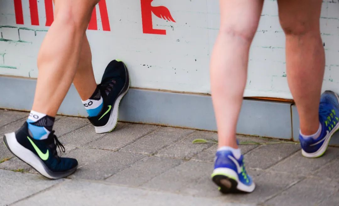 每天坚持“踮脚”的人,8个好处不请自来! 每天坚持“踮脚”的人,8个好处不请自来!