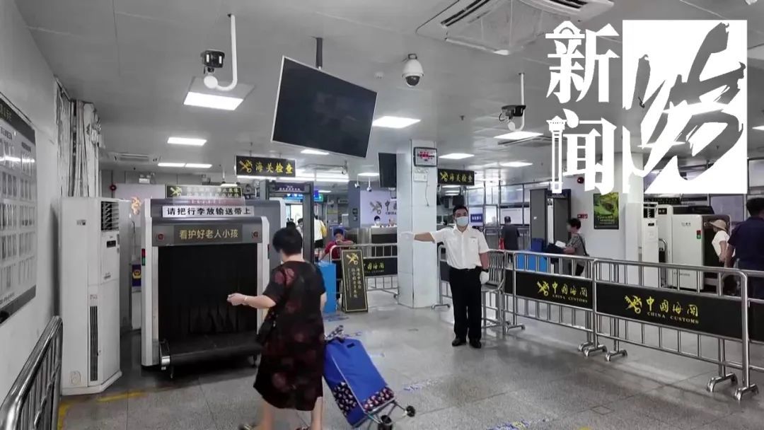 女子将1200张SD卡藏安全裤，神色紧张！被海关当场拦截