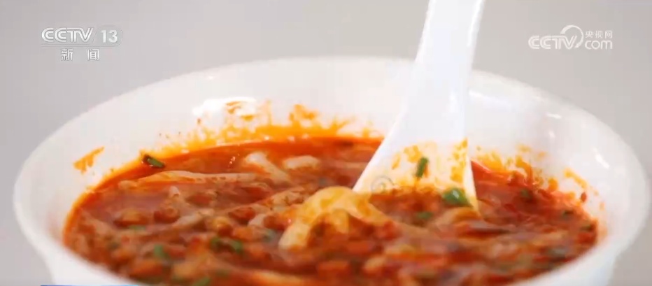 舌尖上的消暑佳品唤醒盛夏记忆 这些“清凉美食”不可错过