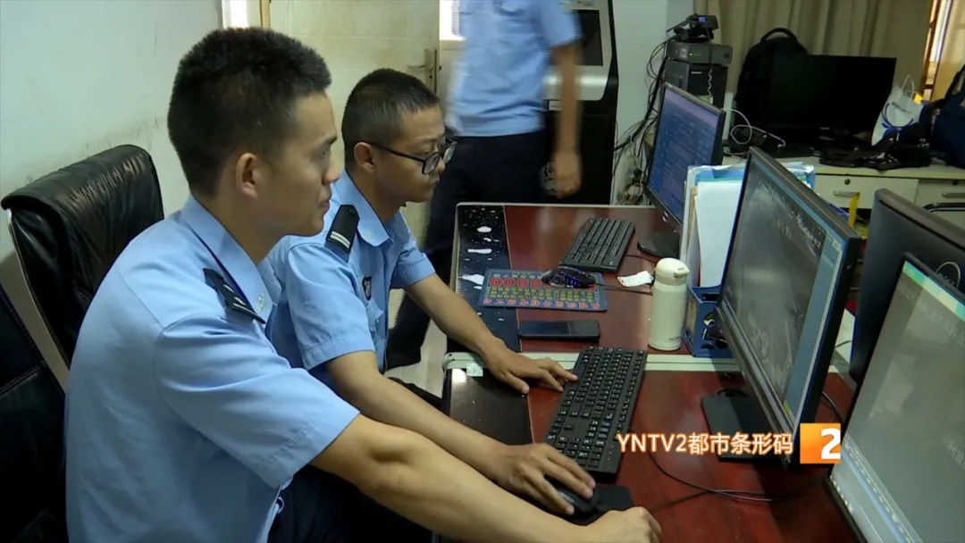 租车行老板兼职跑外卖，顺道偷电瓶！翻新后竟卖给……