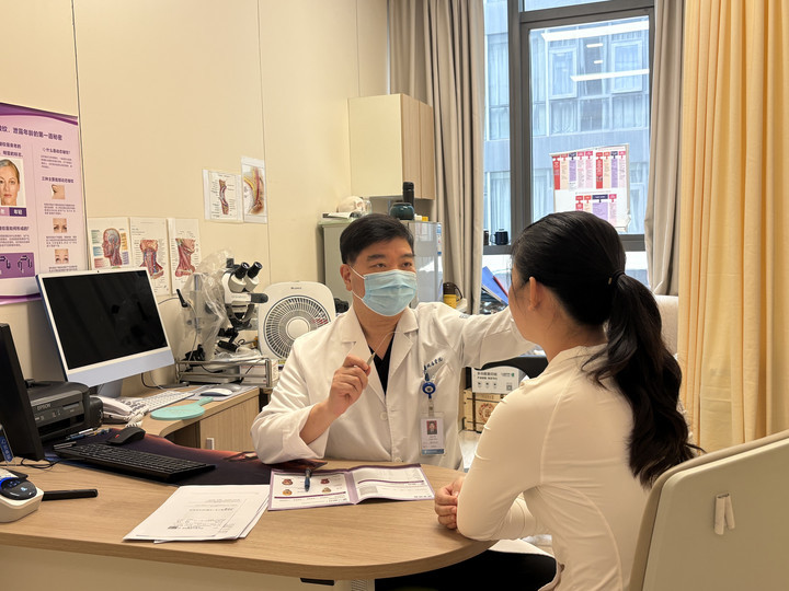 准大学生专属“变美福利”?美丽背后有风险! 准大学生专属“变美福利”?美丽背后有风险!