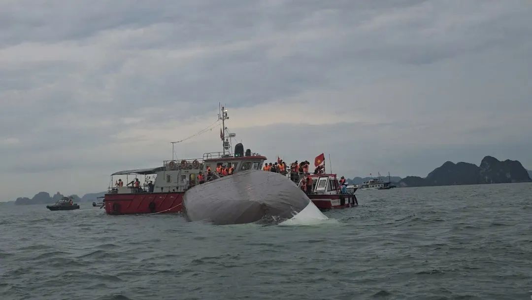 53人越南游船倾覆，已确认28人遇难