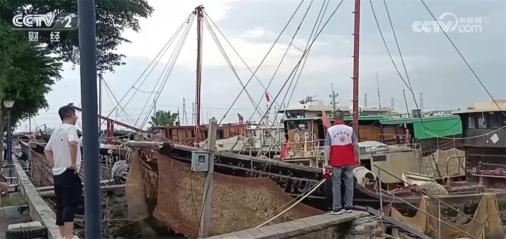 转移避险、回港避风、交通管制……华南各地严阵以待全力防御“韦帕”