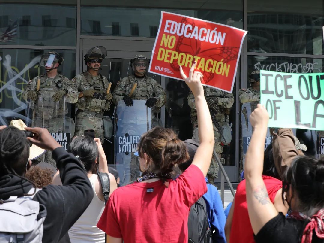 450亿美元、10万人!美执法机构抢建移民监狱 450亿美元、10万人!美执法机构抢建移民监狱