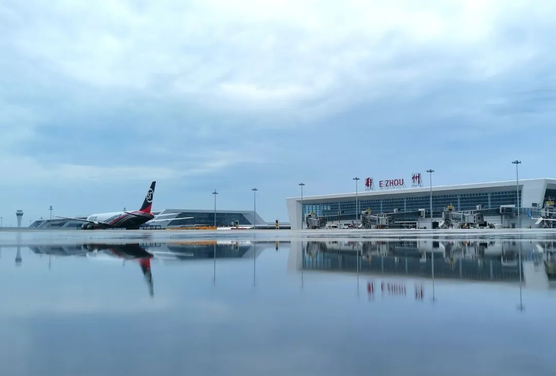 航空人口达4.7亿,货邮运输量飙涨32.8%!民航这五年客货双丰收 航空人口达4.7亿,货邮运输量飙涨32.8%!民航这五年客货双丰收