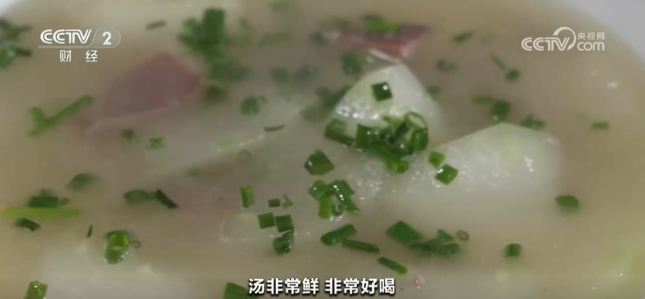 羊汤、火腿、冷馄饨……探寻各地独特的夏日美食，你最爱哪一款→