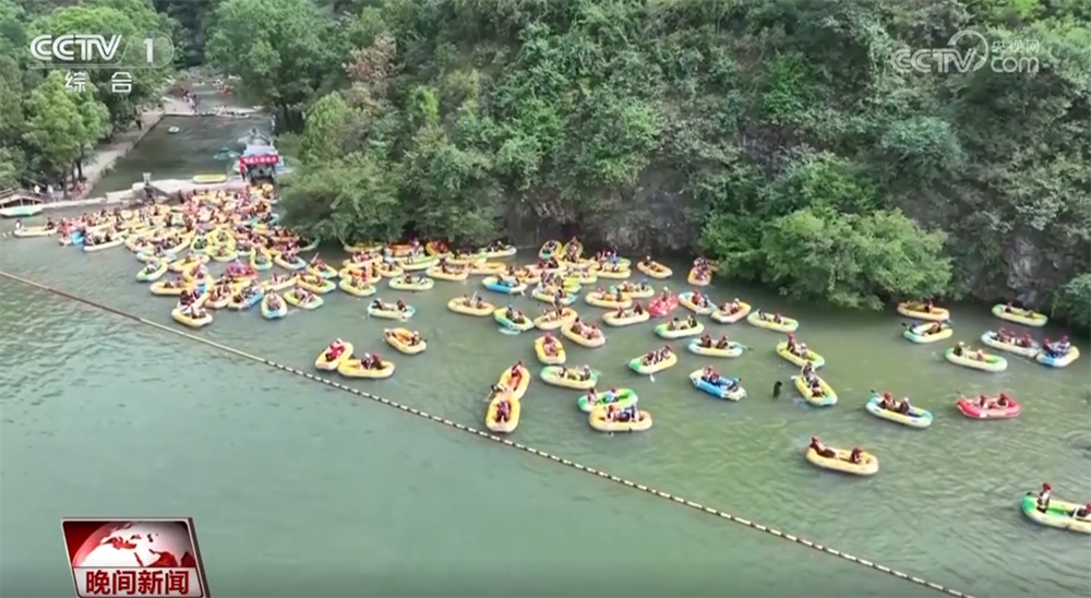 夜间新场景升级、群众体育活力足 多业态融合发展燃动暑期文旅消费“热”
