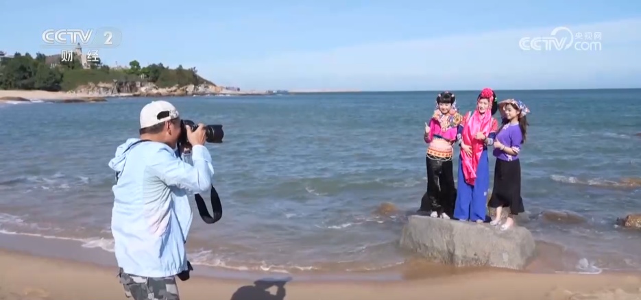 暑期文旅市场“百花齐放” “夜经济”引领夏日消费热潮