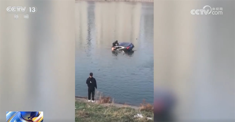 致敬！回顾见义勇为英雄模范英勇瞬间 他们用实际行动诠释“人间大爱”