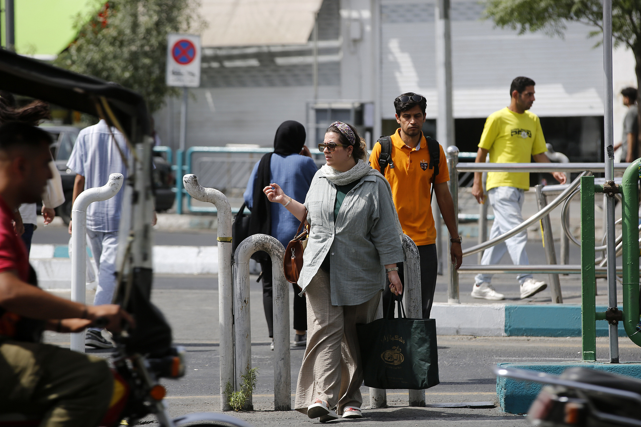 最高温突破50摄氏度 伊朗经历今年最热一周