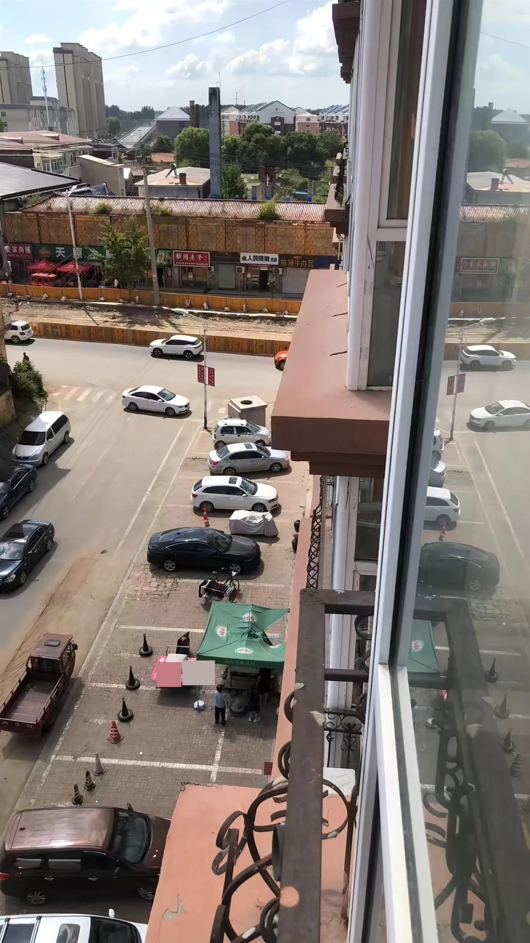 2岁男童从6楼坠落奇迹生还……