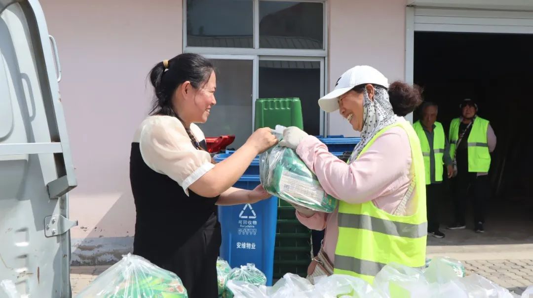 河北“面条姐”，连续十年捐赠爱心初伏面！