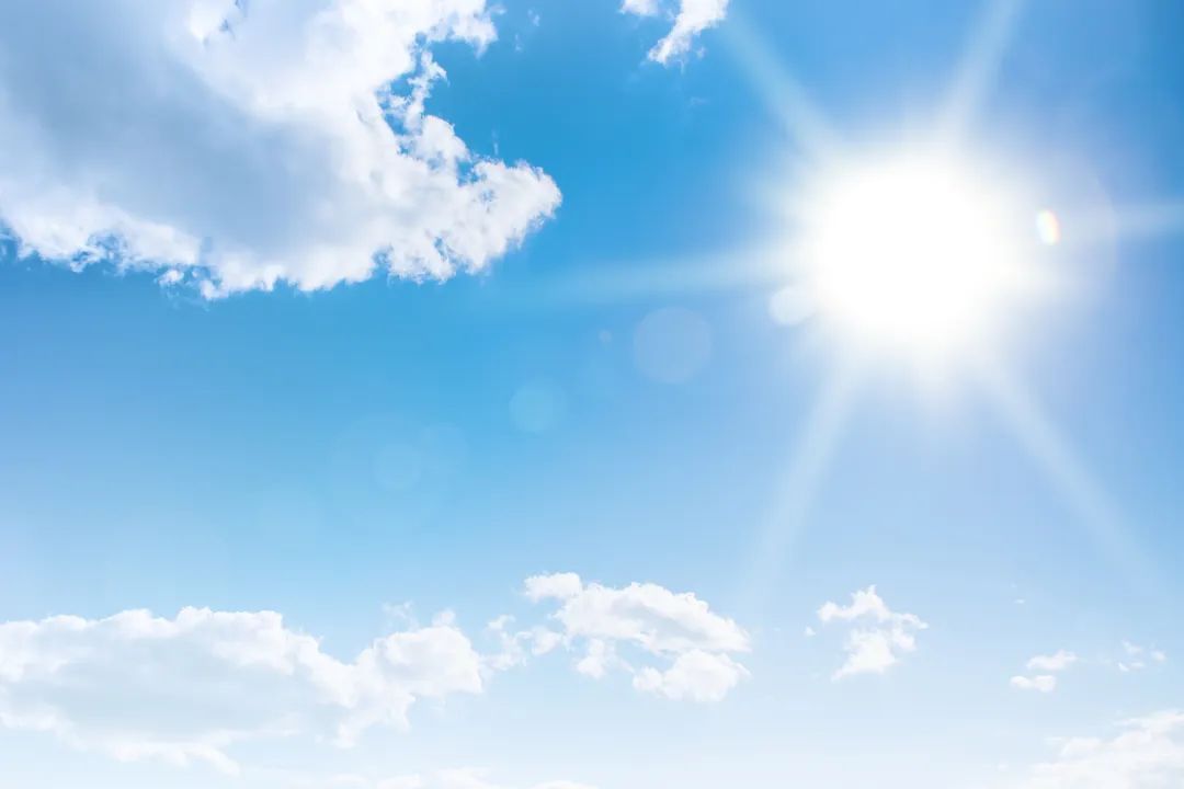 三伏天,到底要不要“晒背”? 三伏天,到底要不要“晒背”?