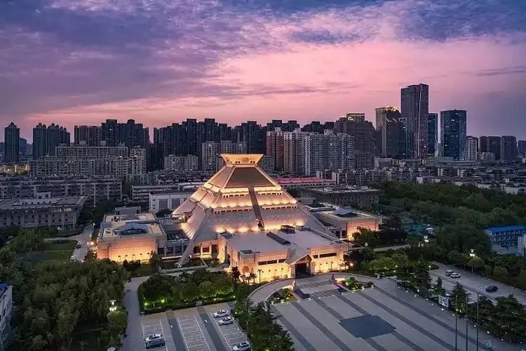 延长开放！河南多家博物馆“加时”