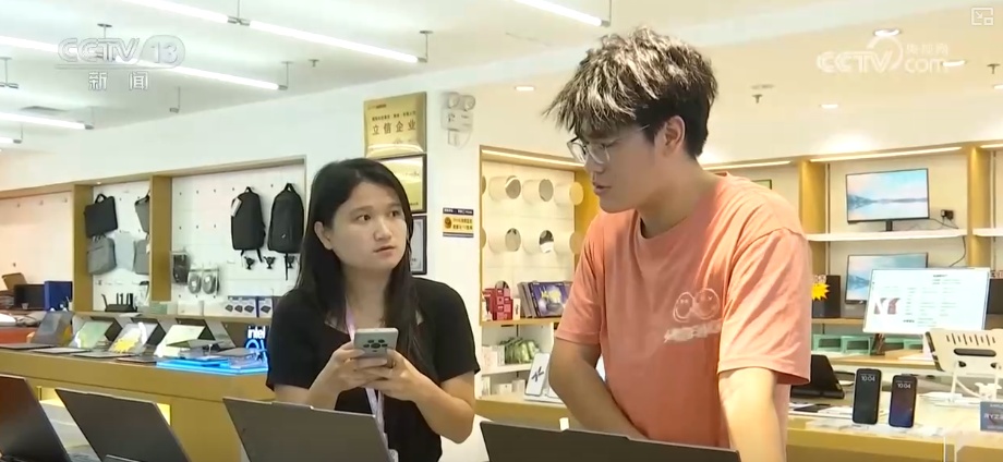 新型消费火热、科技成果涌现……划重点！透过亮点感受中国经济蓬勃“脉动”