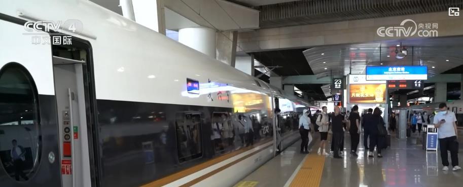 “十四五”交通大跨越：高铁高速快递齐发力 多项全球第一改变生活