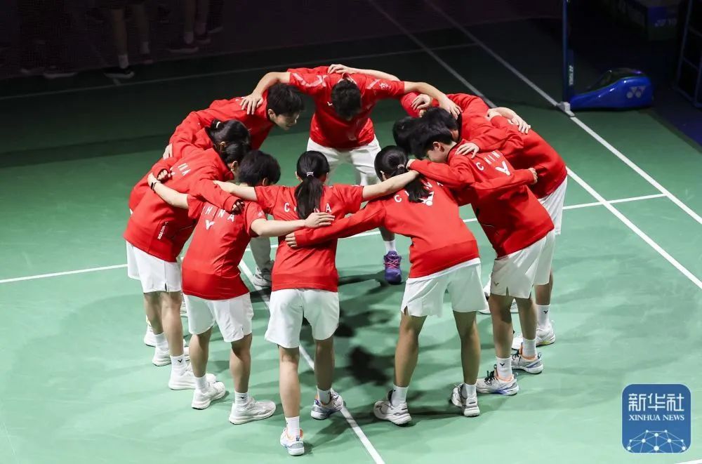 中国队获得羽毛球混合团体冠军