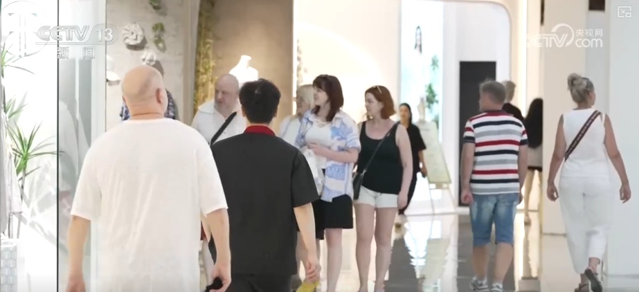 新型消费火热、科技成果涌现……划重点！透过亮点感受中国经济蓬勃“脉动”