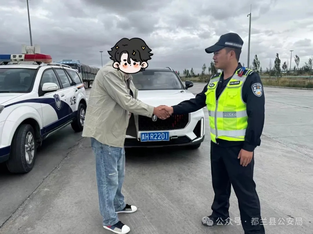 事发青海!粗心父母将孩子“落”在服务区…… 事发青海!粗心父母将孩子“落”在服务区……