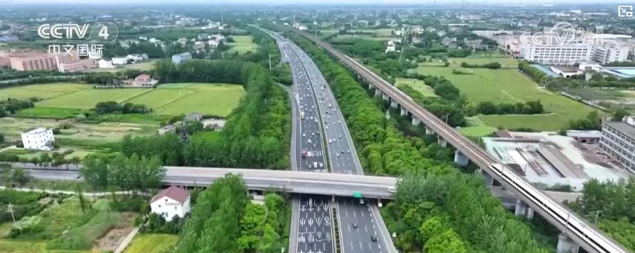 “十四五”交通大跨越：高铁高速快递齐发力 多项全球第一改变生活