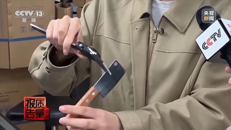 “迷你厨房”玩具暗藏危险,你家孩子可能也在玩! “迷你厨房”玩具暗藏危险,你家孩子可能也在玩!