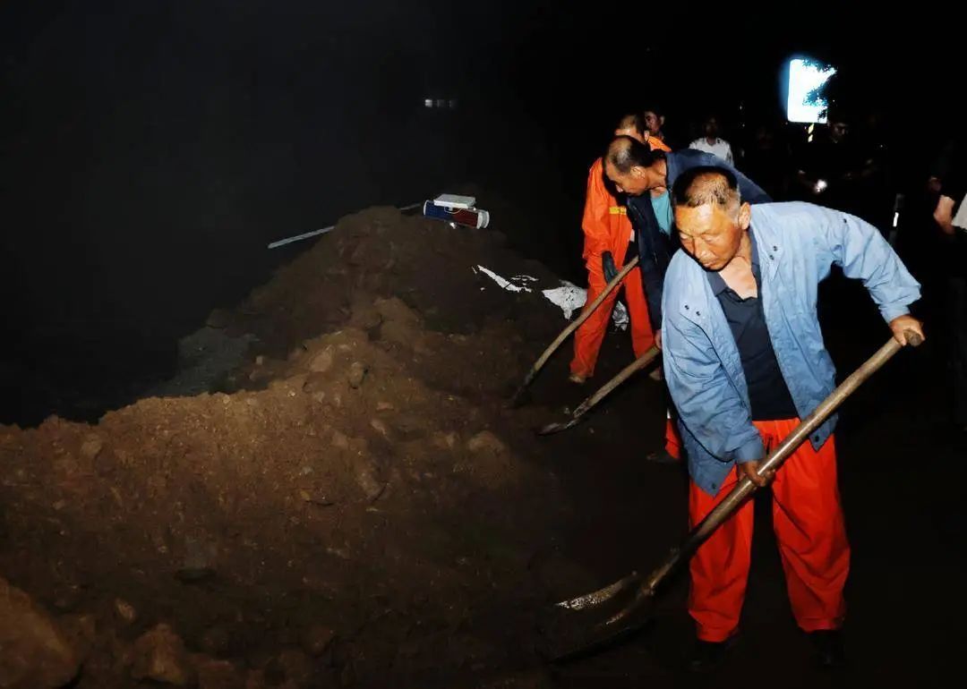 200毫米、109人！暴雨袭镇，无一伤亡！