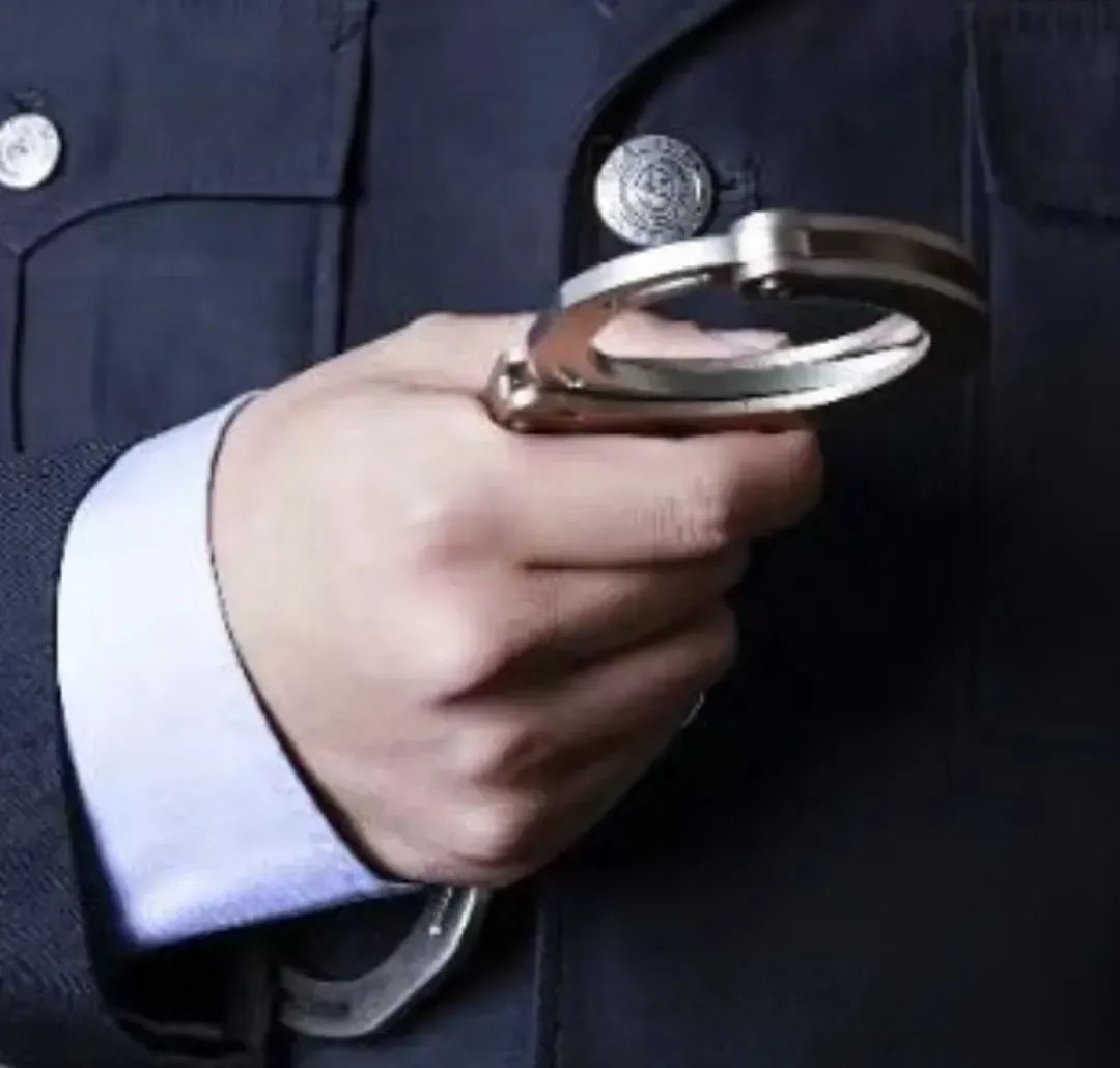 “工具人”刘某因这事被抓！