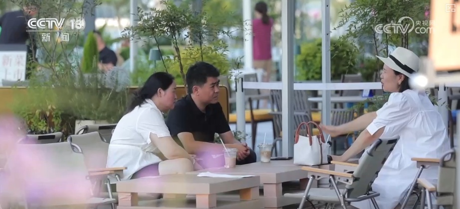 新型消费火热、科技成果涌现……划重点！透过亮点感受中国经济蓬勃“脉动”