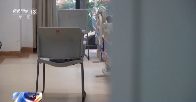 600米不放手!交警遭醉驾冲卡司机顶行后不幸牺牲 600米不放手!交警遭醉驾冲卡司机顶行后不幸牺牲