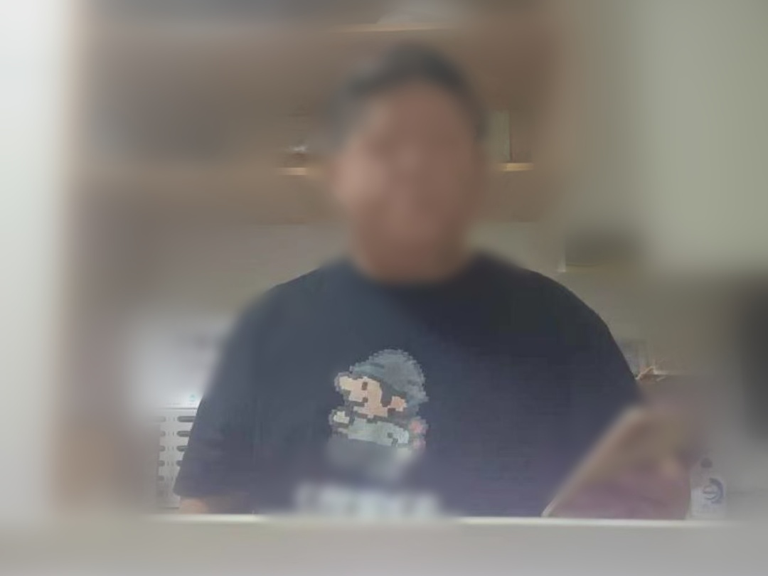 男子退房，留下几个“粉色瓶子”！他们果断报警……