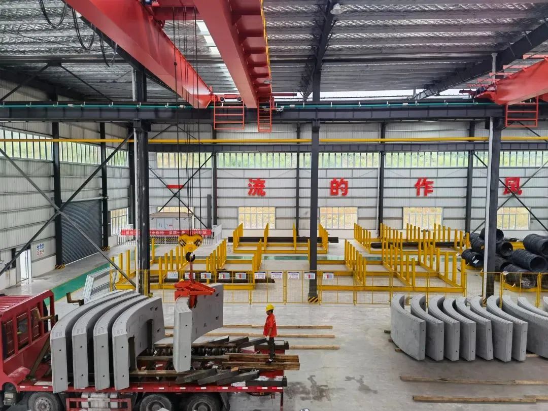 你关心的菜园坝长江铁路隧道建得怎样了？已完成近90%