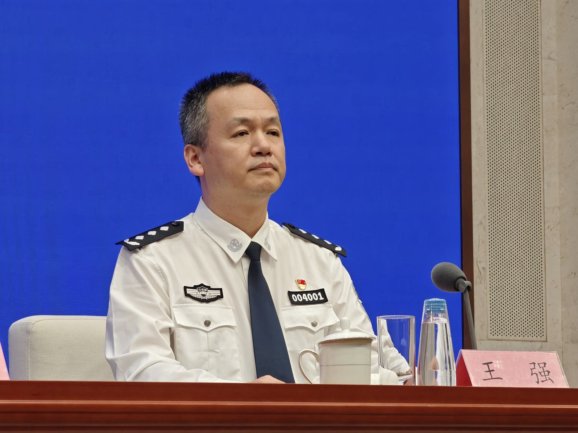 公安部：目前市场销售的智驾系统都不能“自动驾驶”