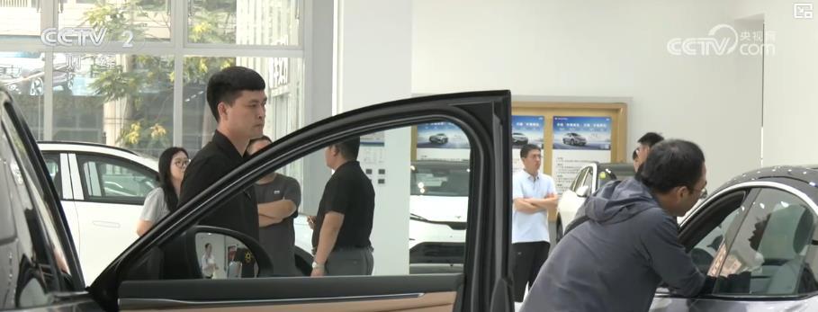 促消费政策发力显效 上半年我国汽车产销量均超1500万辆