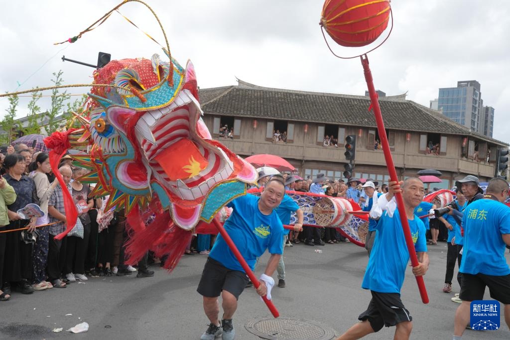 浙江台州:送大暑船 浙江台州:送大暑船