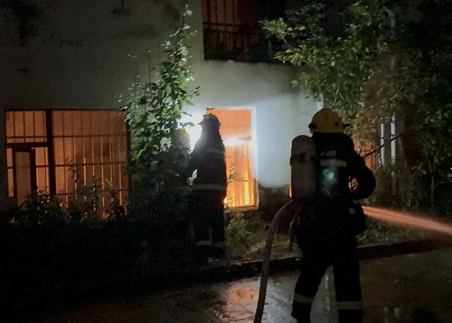 姐弟三人的一碗炸土豆，竟把家也“炸”了？