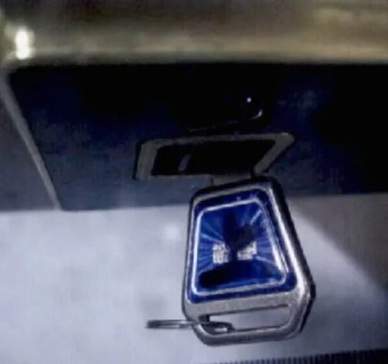 钥匙没拔,浙江一老板保险柜被偷!警方从深山里挖出30万现金…… 钥匙没拔,浙江一老板保险柜被偷!警方从深山里挖出30万现金……